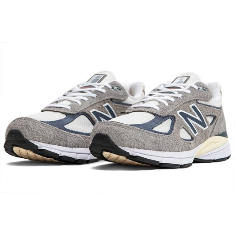 New Balance NB 990 V4