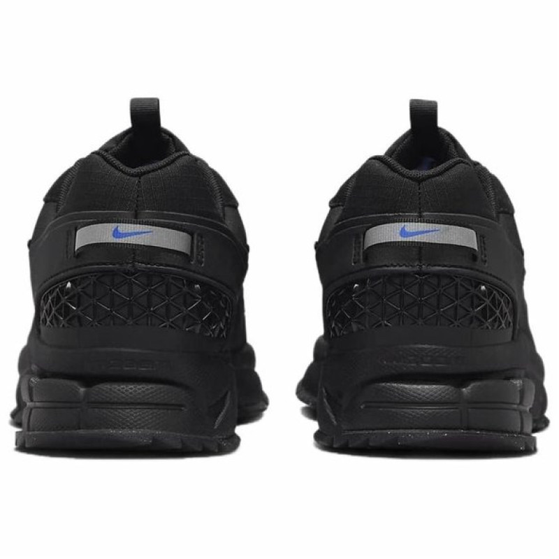Nike ZOOM VOMERO ROAM