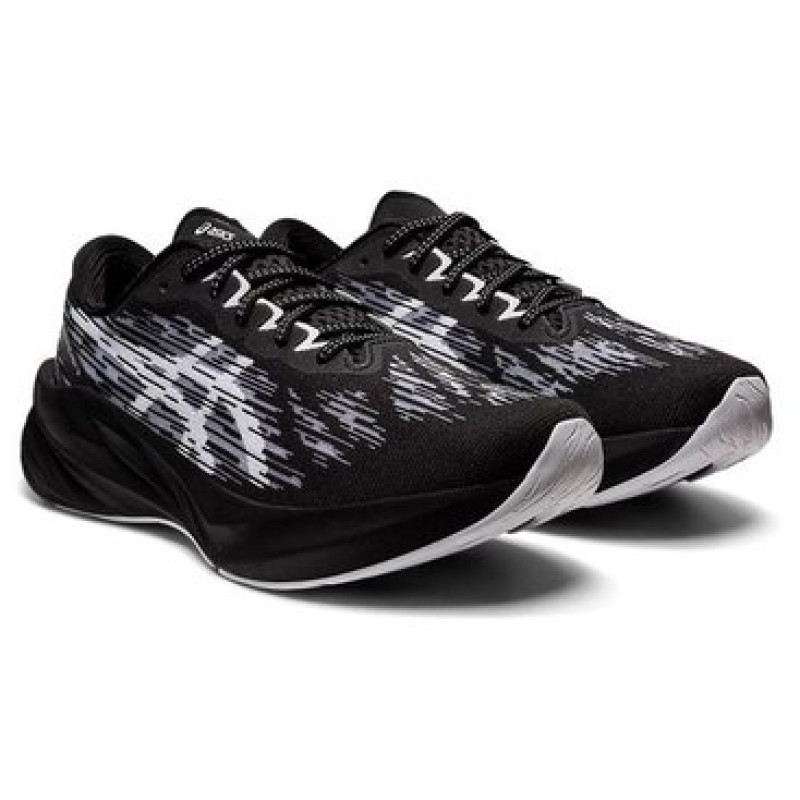 Asics Novablast 3