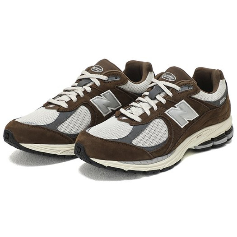 New Balance NB 2002R