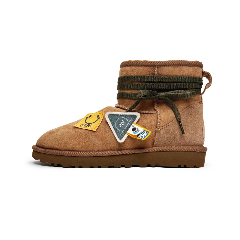 UGG CLASSIC MINI