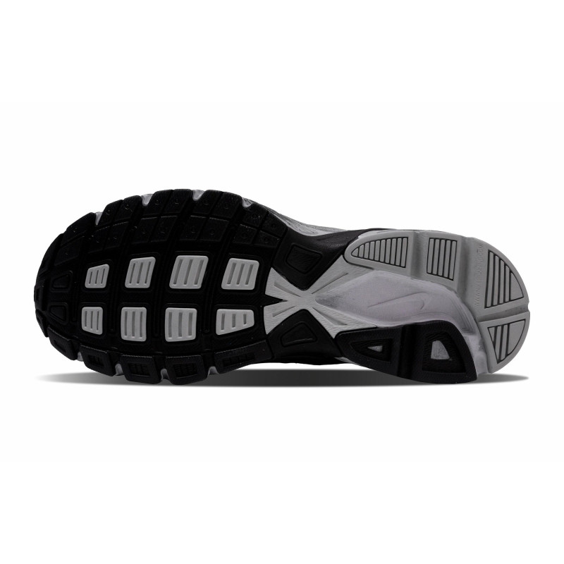 Nike Initiator