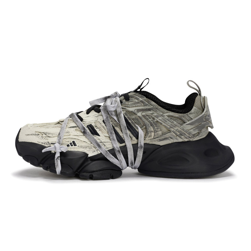 adidas XLG RUNNER DELUXE 811