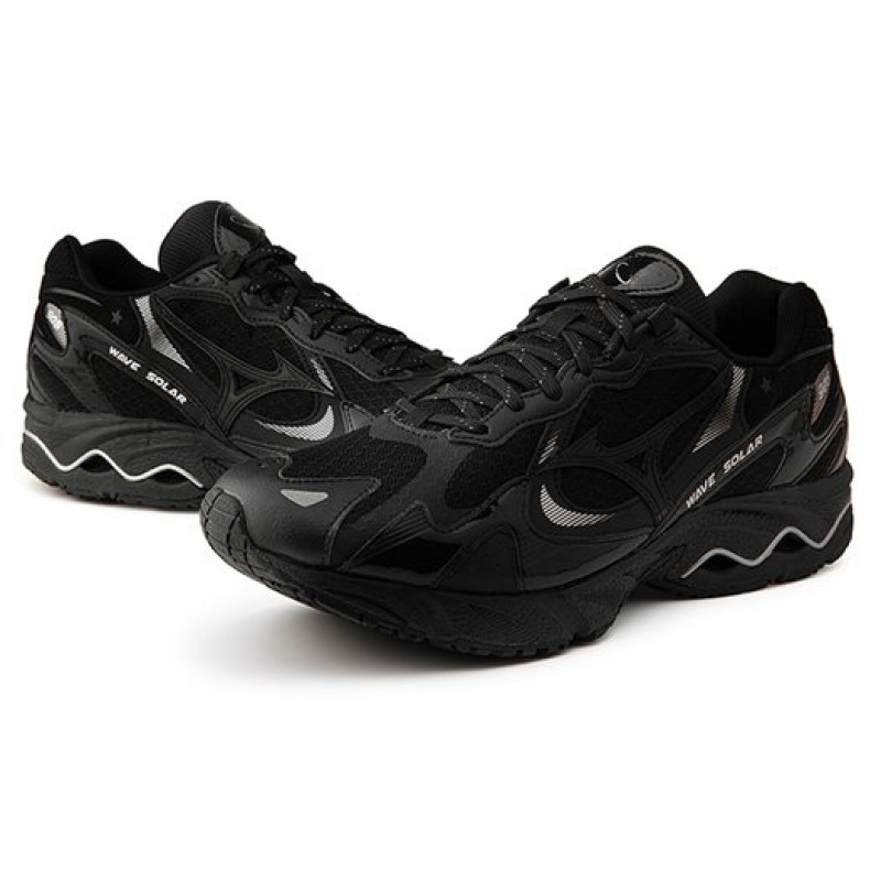 Mizuno Wave Solar