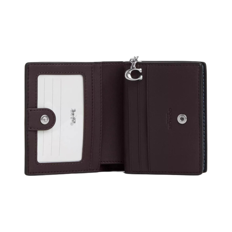 COACH Snap Wallet 11 Logo