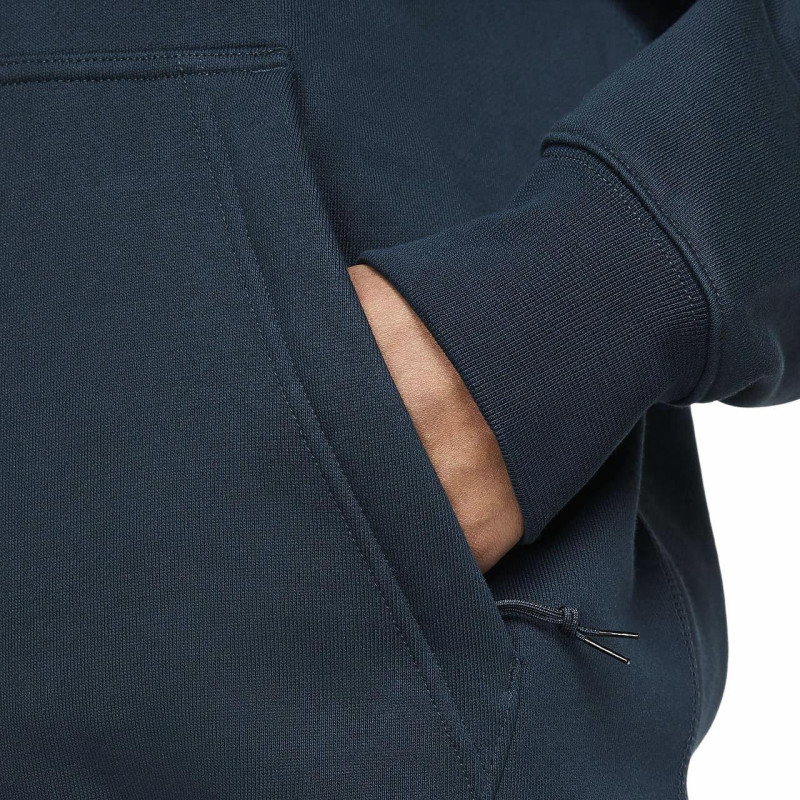 Nike ACG THERMA-FIT logo