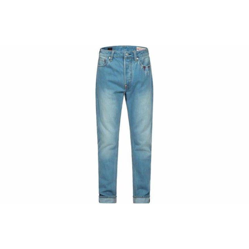 EVISU M