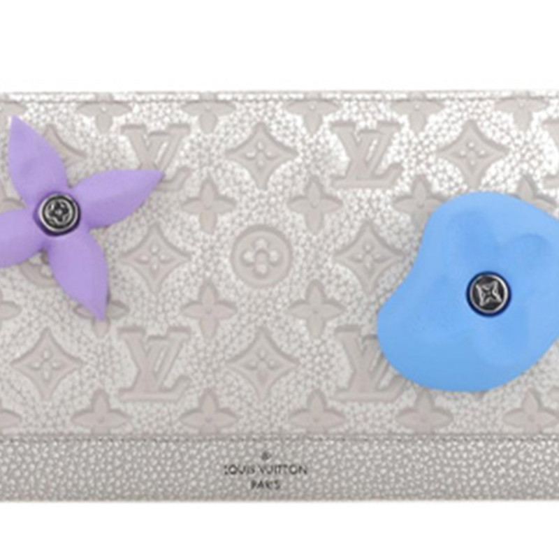LOUIS VUITTON Standing Pouch