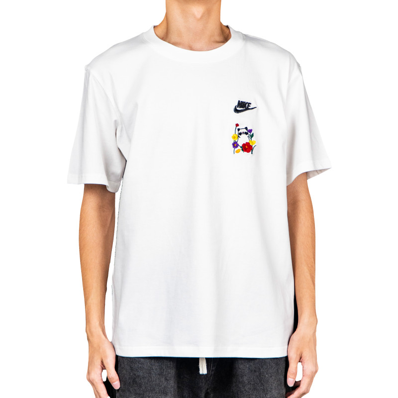 Nike T