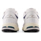 New Balance NB 2002R