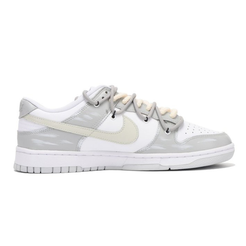 Nike Dunk vibe