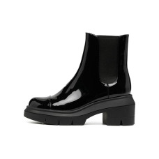 Stuart Weitzman