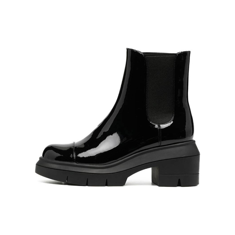 Stuart Weitzman