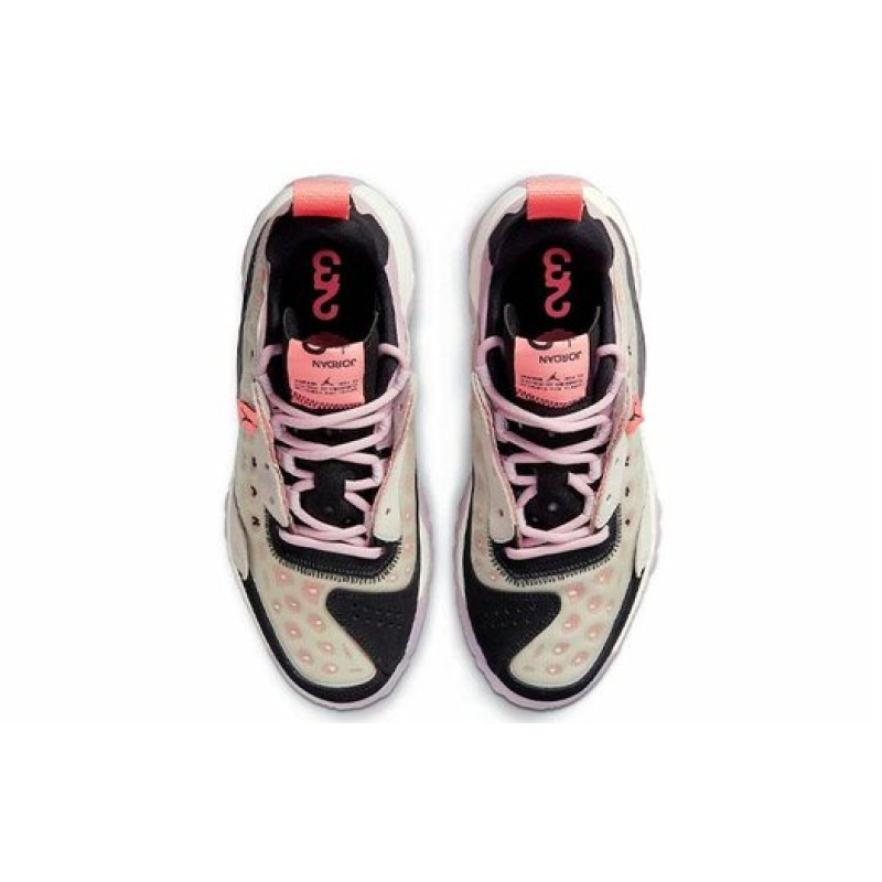 Jordan Delta 2