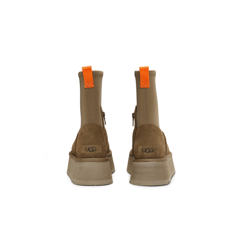 UGG 811 vibe