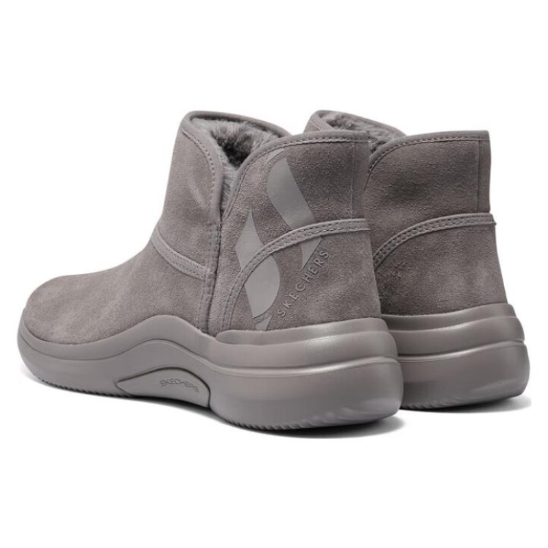 Skechers