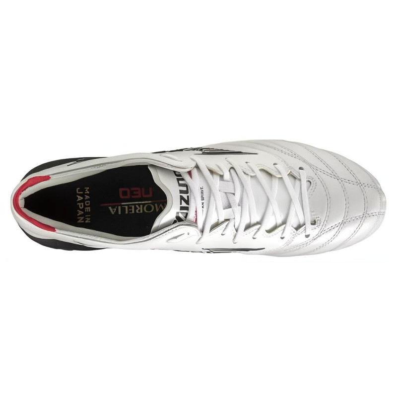 Mizuno Morelia Neo 3