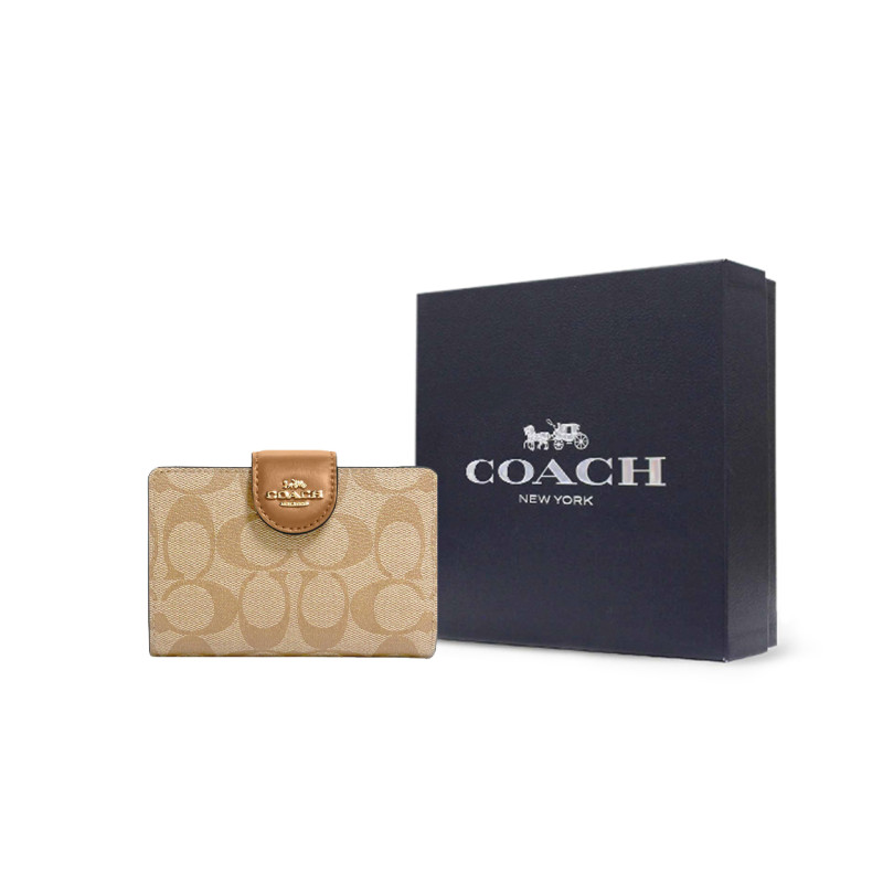 COACH Corner Zip 13