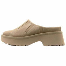 UGG Australia EVA