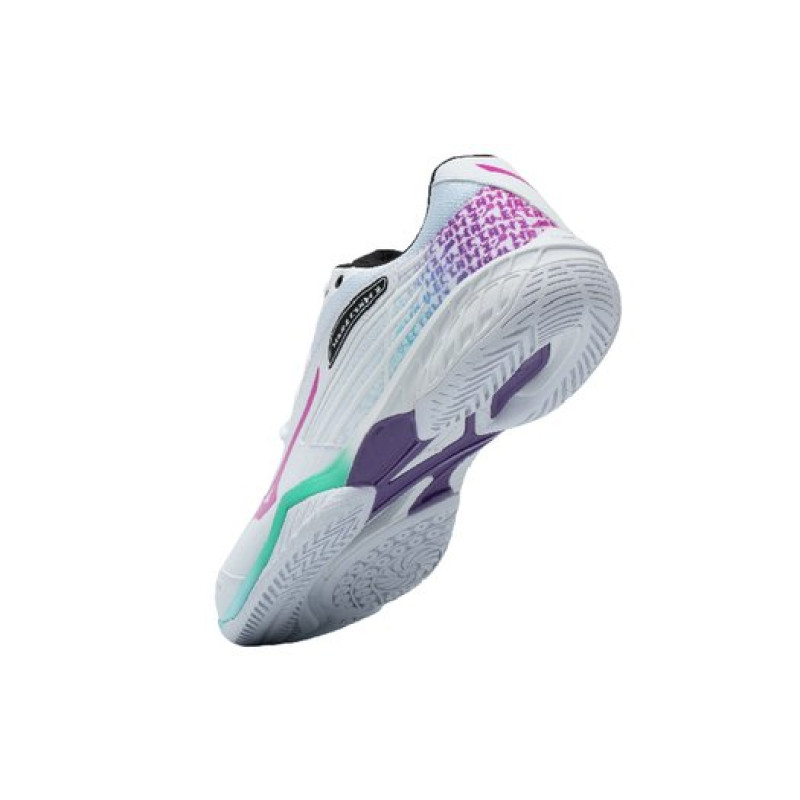 Mizuno wave claw 2