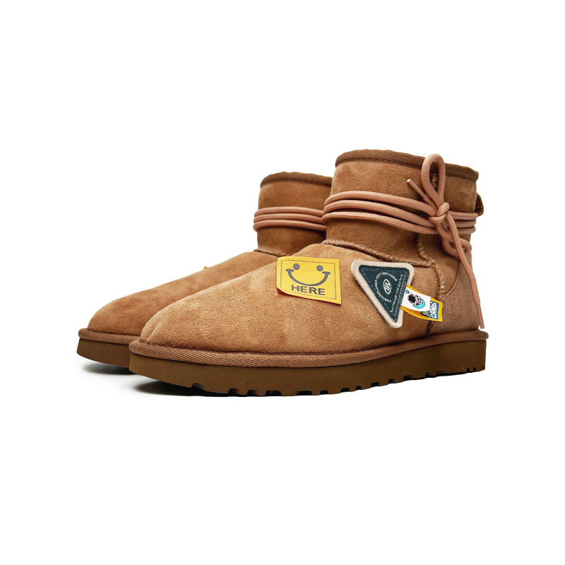 UGG CLASSIC MINI
