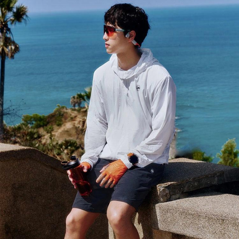 Skechers