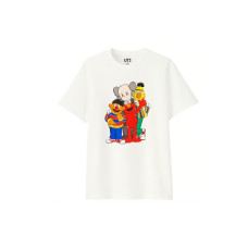 UNIQLO x Kaws X Sesame Street X UNIQLO kaws T