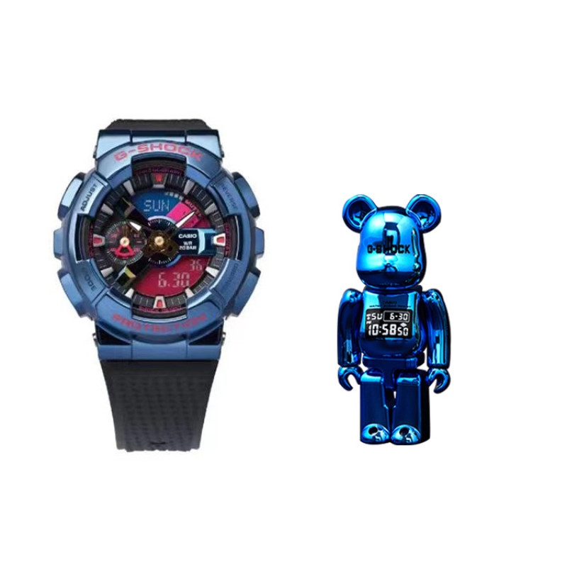 G-SHOCK 200 GM-110SN-2APFS-person