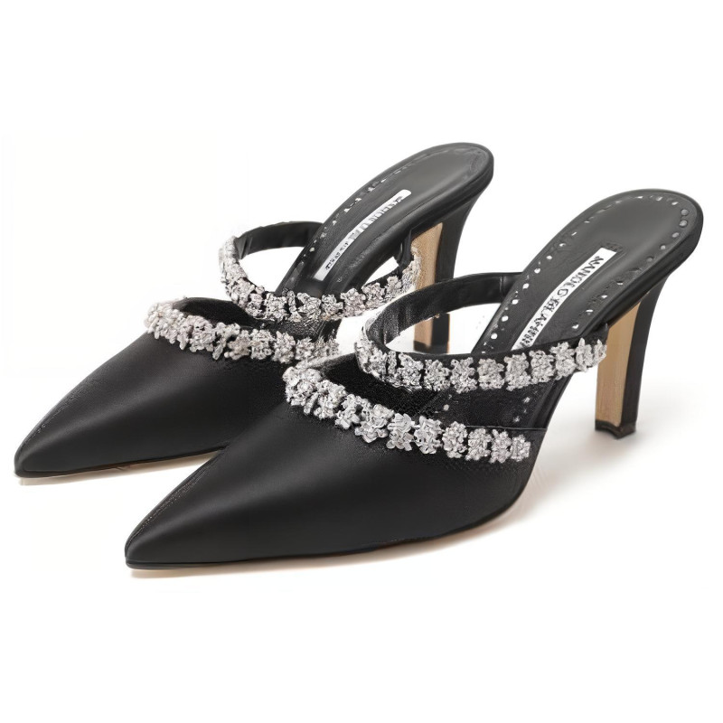 MANOLO BLAHNIK