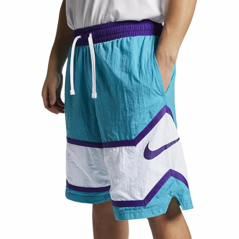 Nike Throwback