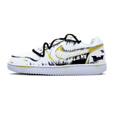 Nike EBERNON