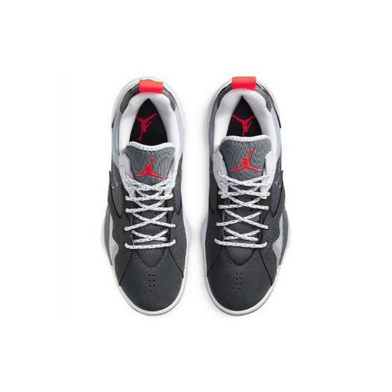 Jordan Zoom 92