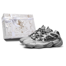 adidas Yeezy 500