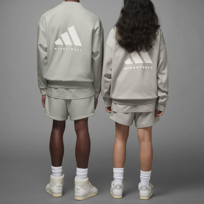 adidas originals Basketball Chapter 1sweat Crewmetal Grey Logo