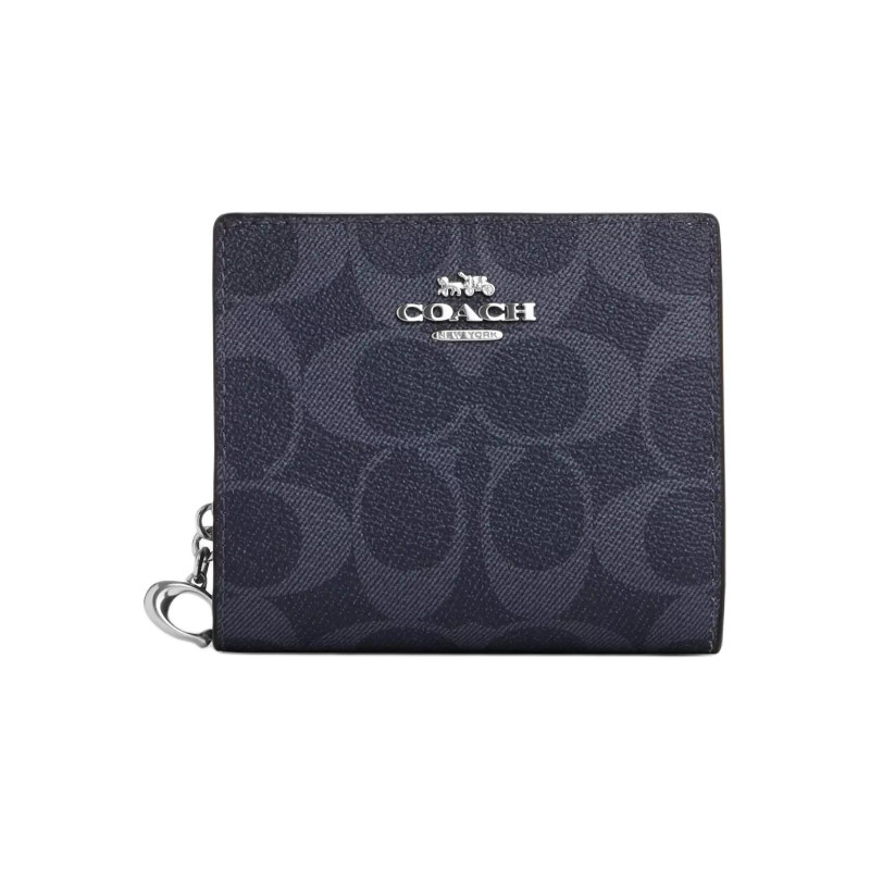 COACH Snap Wallet 11 Logo