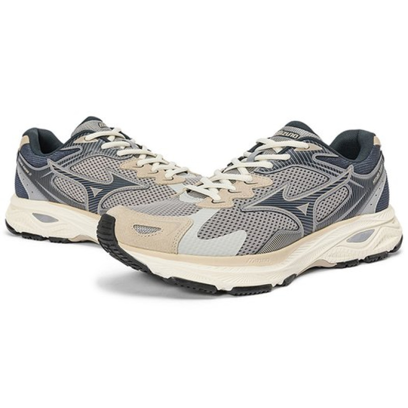Mizuno Racer S