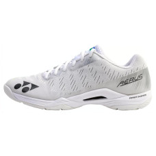 YONEX