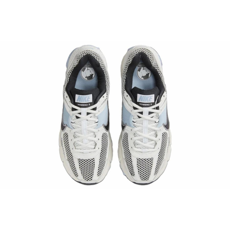 Nike Air Zoom Vomero 5 