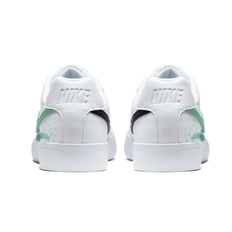 Nike Court Royale