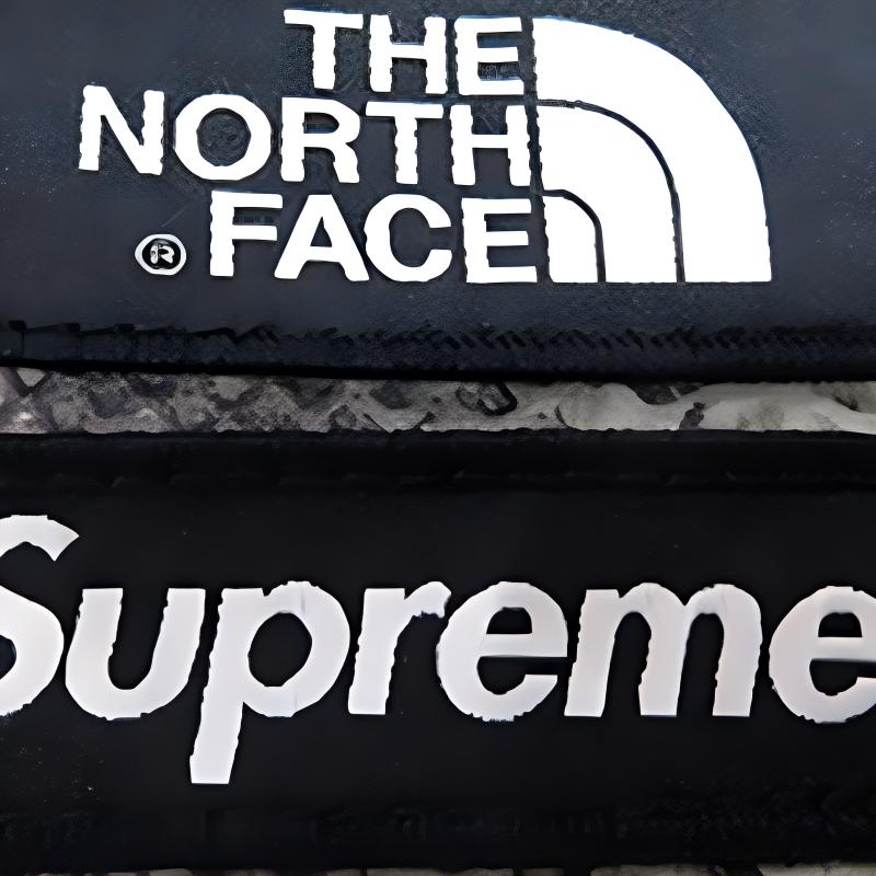 Supreme Supreme SS18 Logo