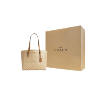 COACH Mollie 34 Tote