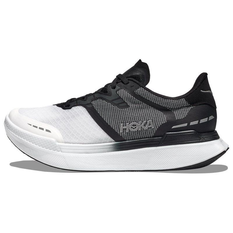 HOKA ONE ONE Transport X