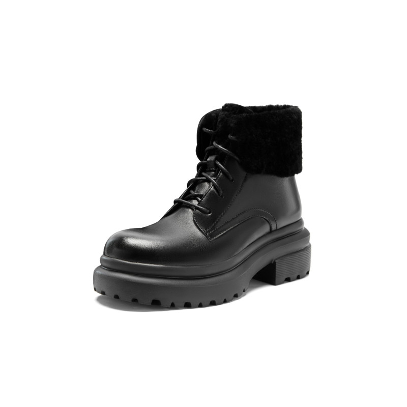 NINE WEST