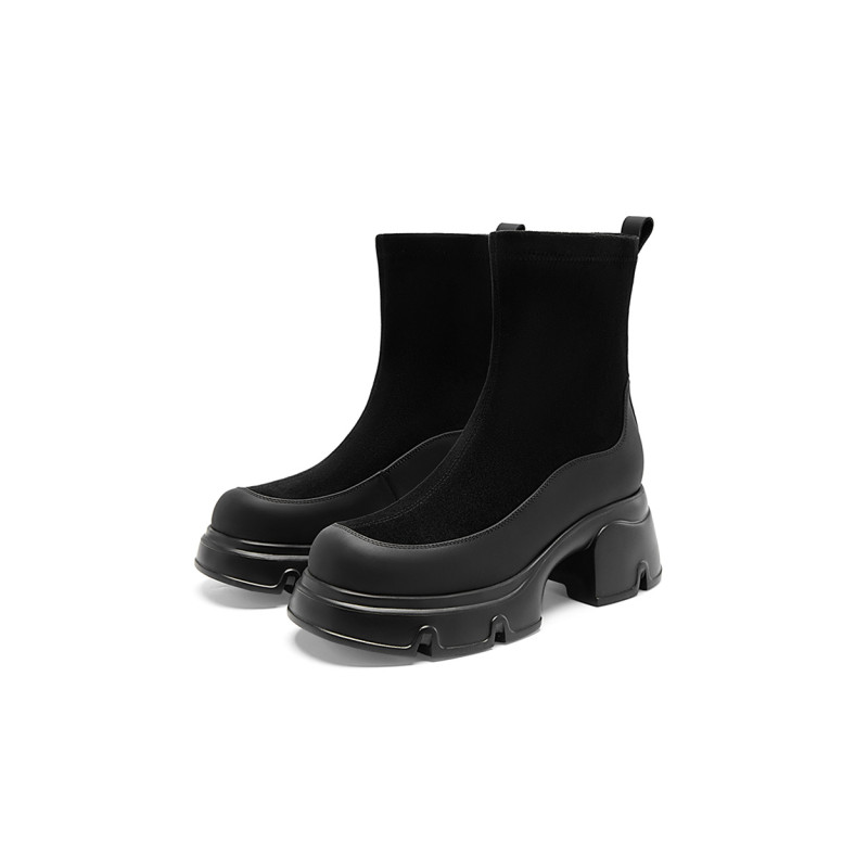 NINE WEST