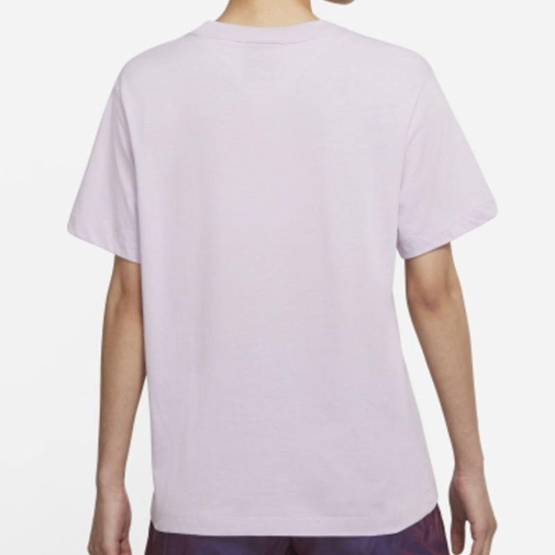Nike Sportswear Essential T