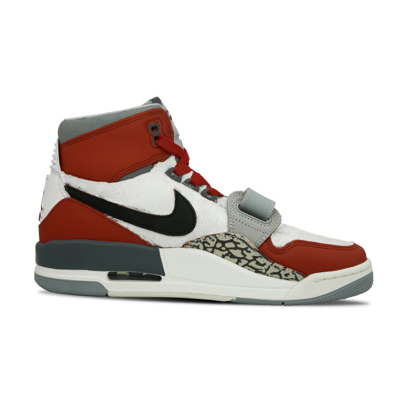 Jordan Legacy 312