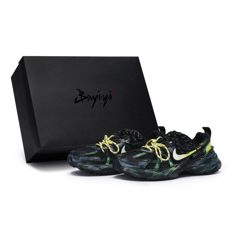 Nike V2K Run 811
