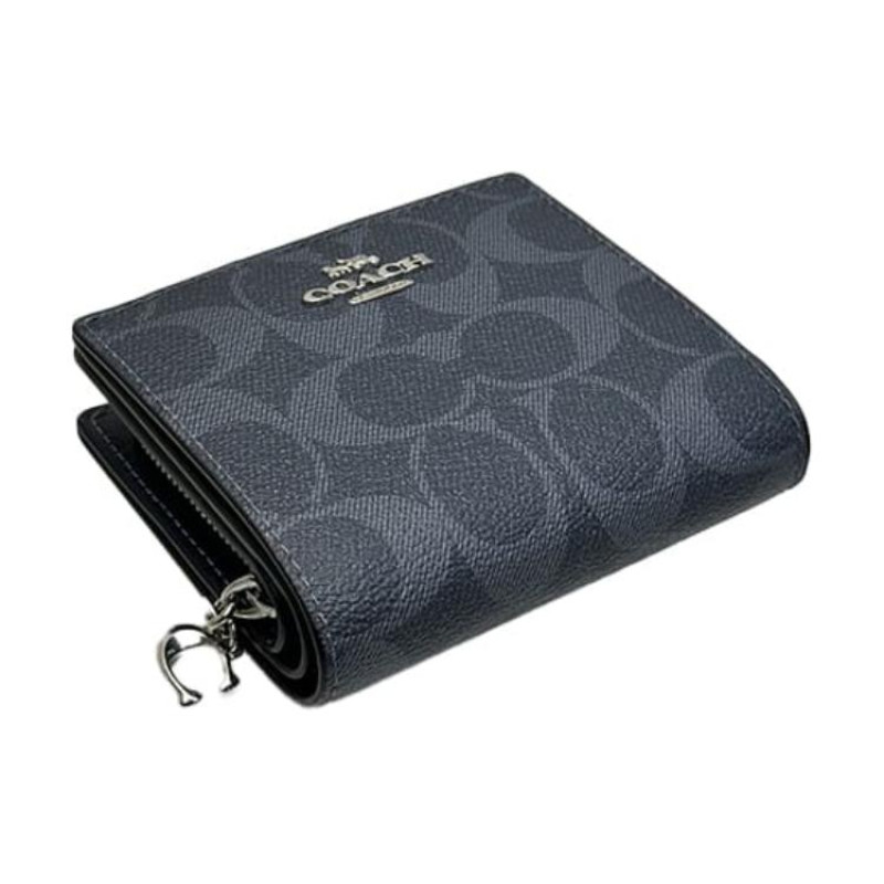 COACH Snap Wallet 11 Logo