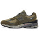 New Balance NB 2002R 