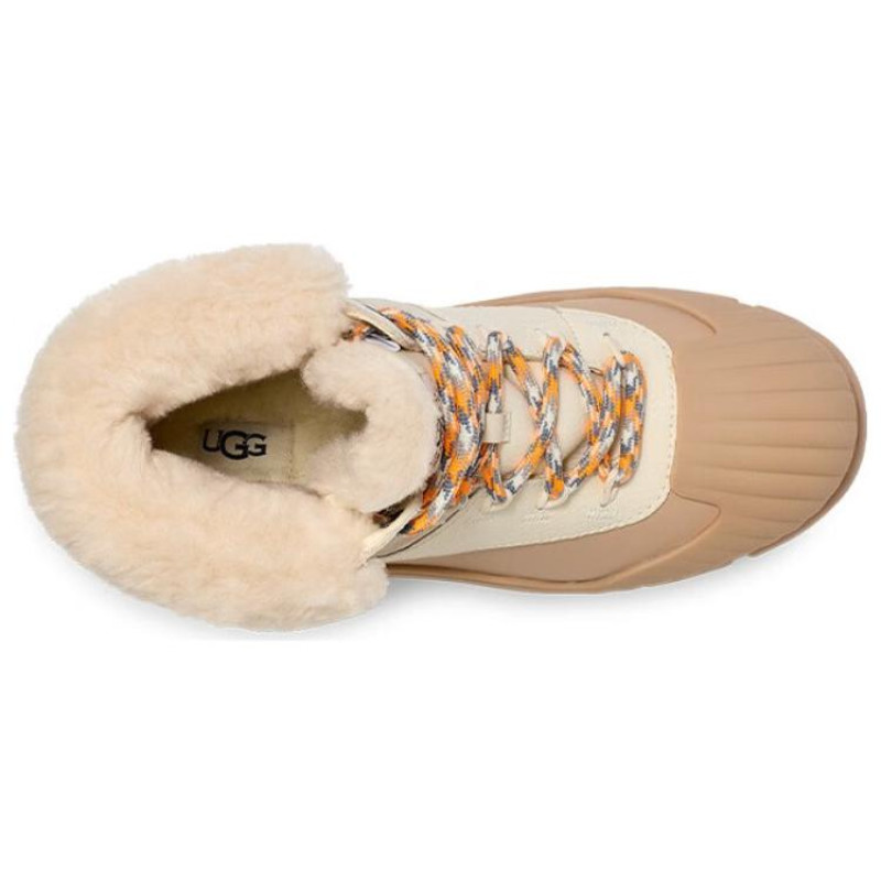 UGG